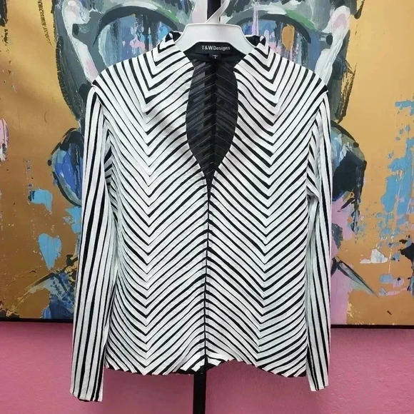 T & W Designs Black and White Jacket - Picture 1 of 5
